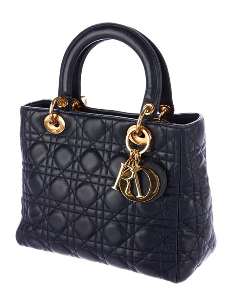 bolsa lady dior original precio|bolsas cristianas Dior.